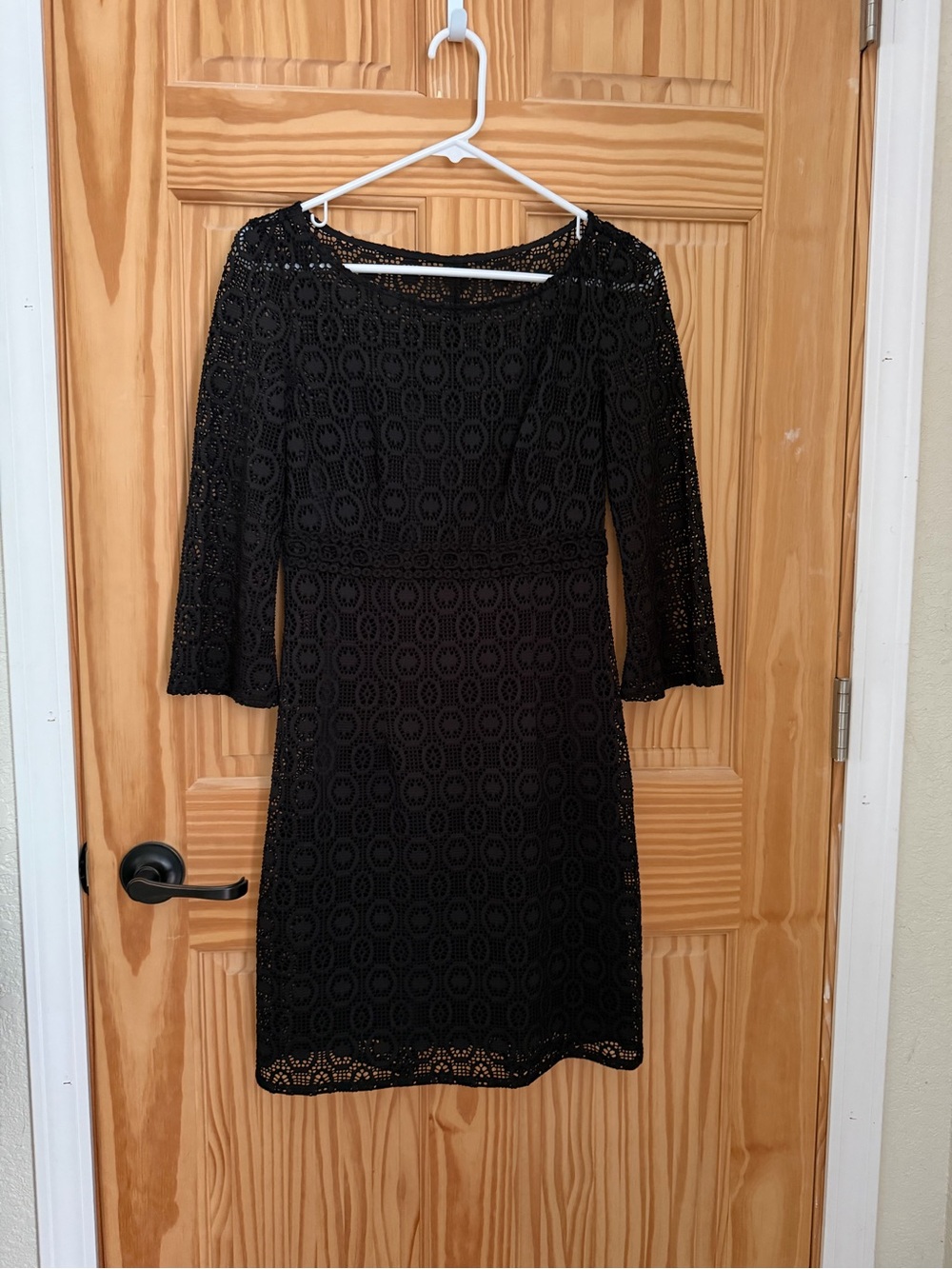 Black Lace Sheath Dress - LBD closet staple- perfect for fall!